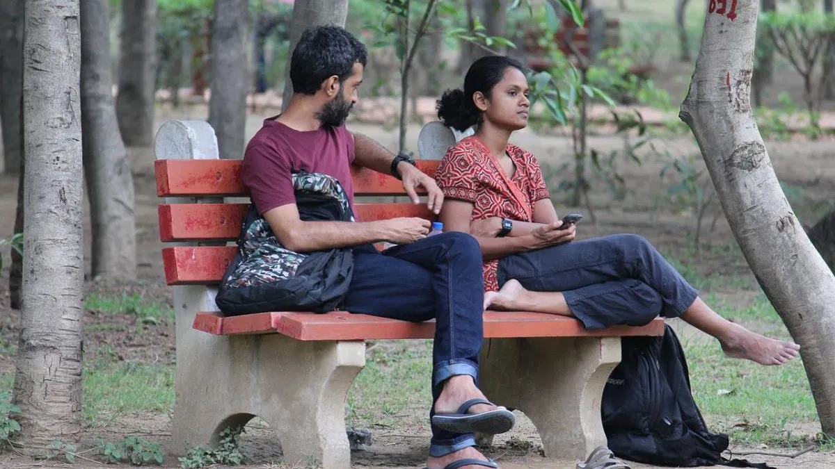 Jalousie : les clés psychologiques qui changent tout (et les phrases qui apaisent instantanément)