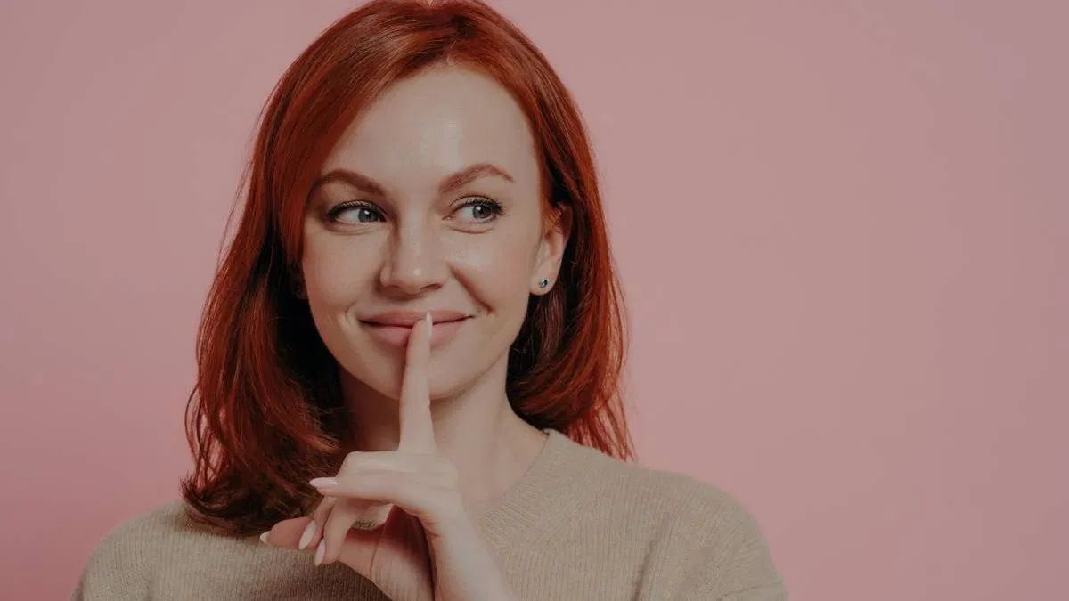 Les 7 raisons de rester discret : la n°4 surprend tout le monde