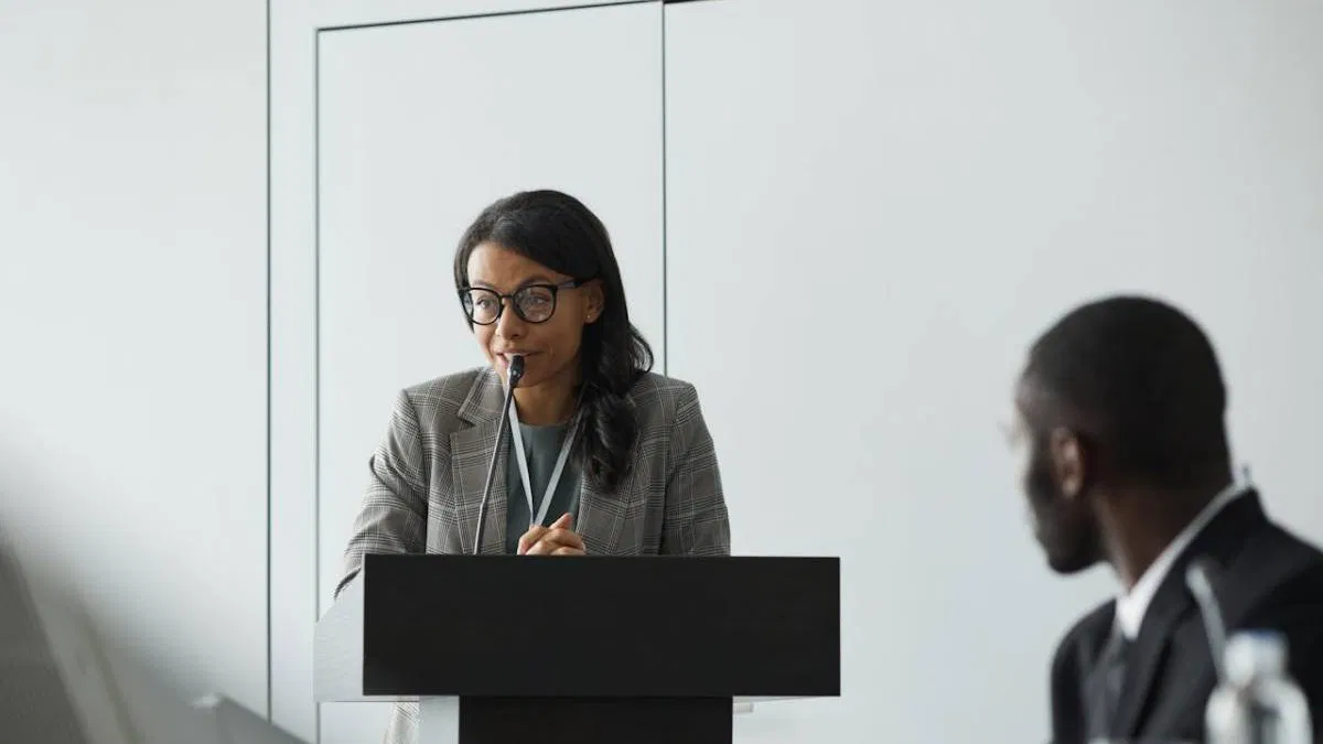 12 phrases puissantes pour captiver et marquer votre audience