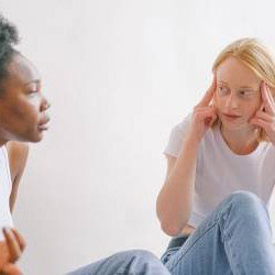 Pourquoi on se comprend si mal entre humains, selon ce philosophe
