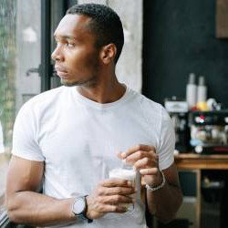 Retour après un long arrêt maladie : ce que personne ne vous dit vraiment